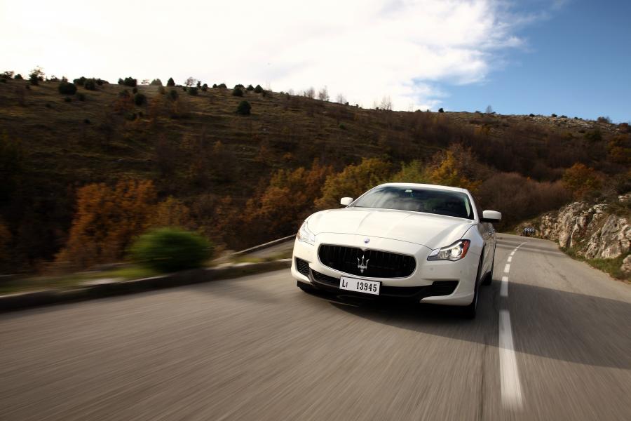  Maserati Quattroporte 2012 года  (фото 14 из 126)